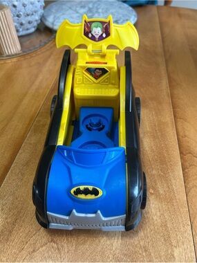 Fisher-Price Little People Batman Car DC Comics Superhero Mobile